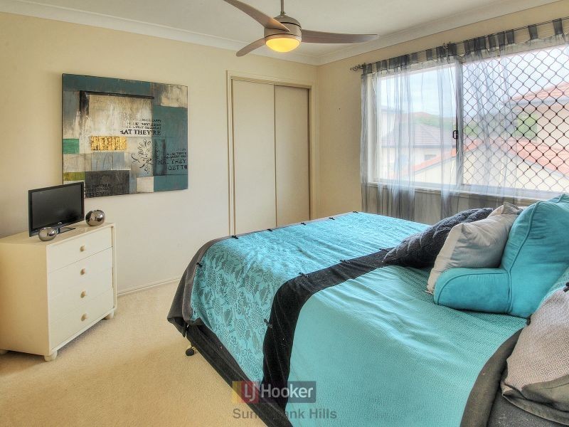30 Lexington Place, Sunnybank Hills QLD 4109