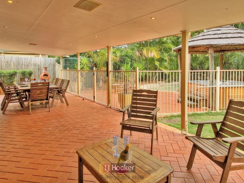 30 Lexington Place, Sunnybank Hills QLD 4109