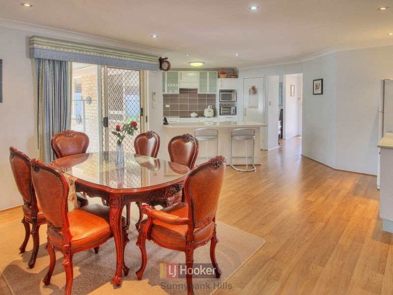 71 Golden Rain Place, Stretton QLD 4116