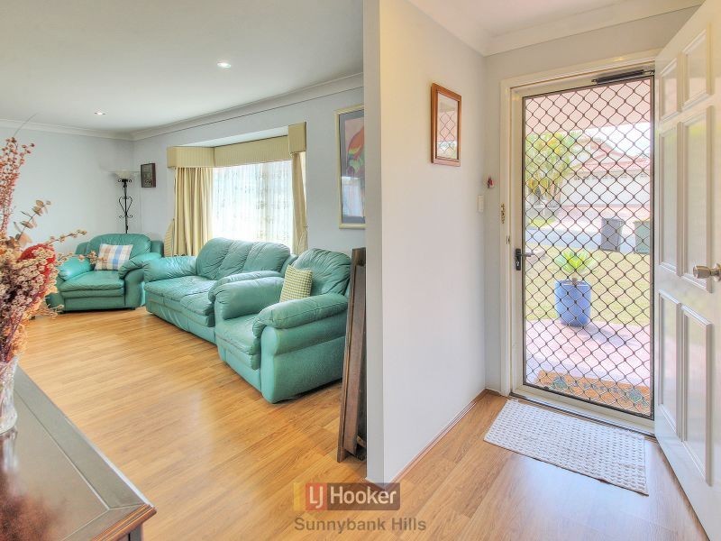 71 Golden Rain Place, Stretton QLD 4116