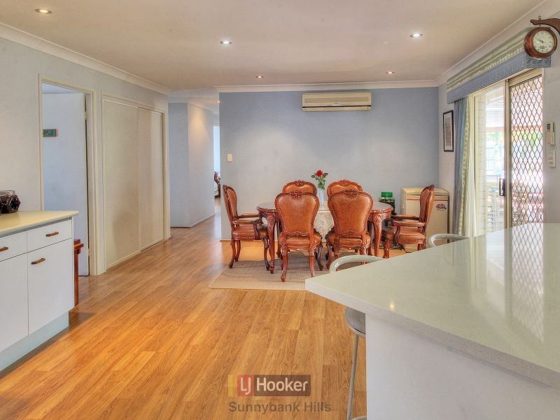 71 Golden Rain Place, Stretton QLD 4116