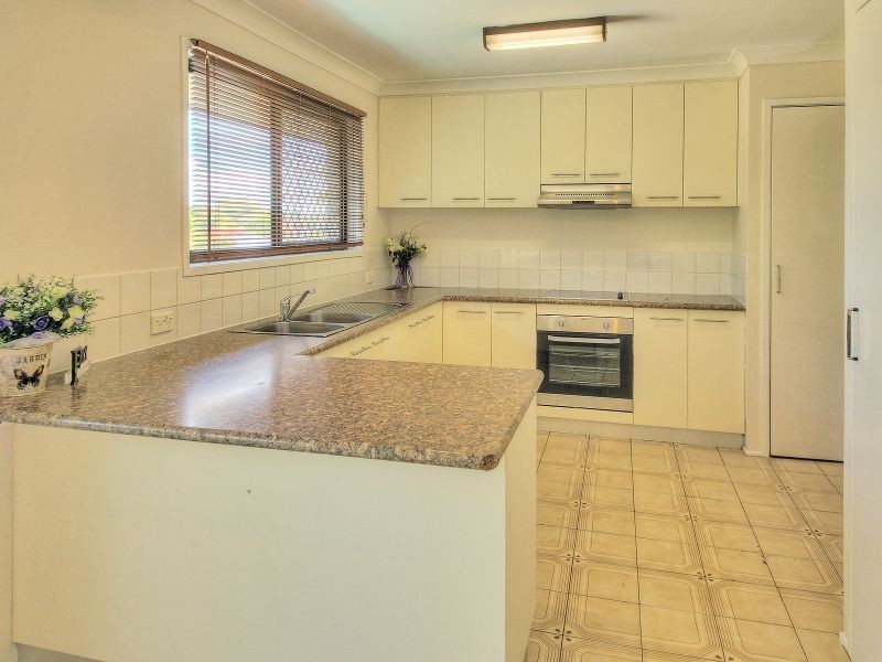 56 Pompadour Street, Sunnybank Hills QLD 4109