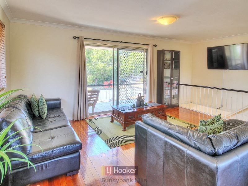 27 Springfield Street, Macgregor QLD 4109