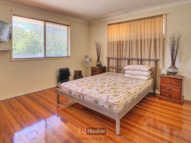 27 Springfield Street, Macgregor QLD 4109