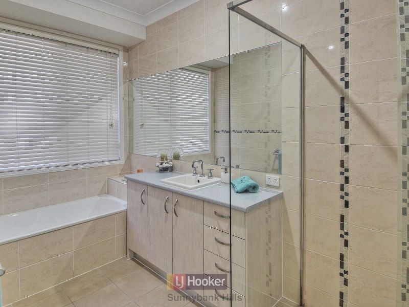 59 Bougainvillea Street, Calamvale QLD 4116