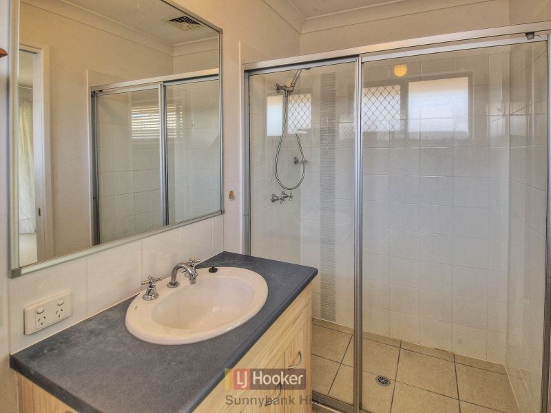 23 Budawang Street, Parkinson QLD 4115