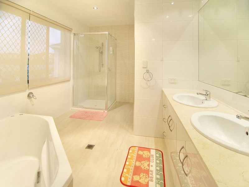 59 Birchwood Place, Stretton QLD 4116