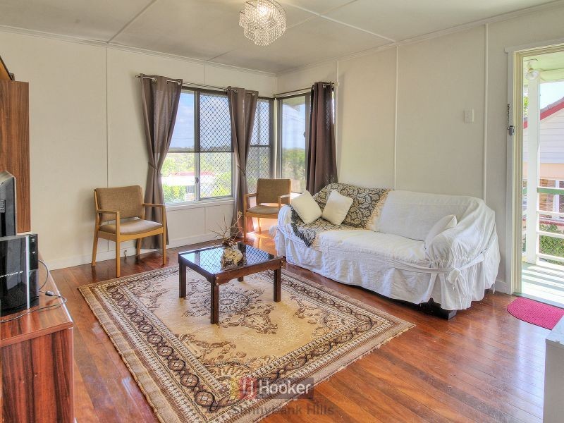 64 Everest Street, Sunnybank QLD 4109