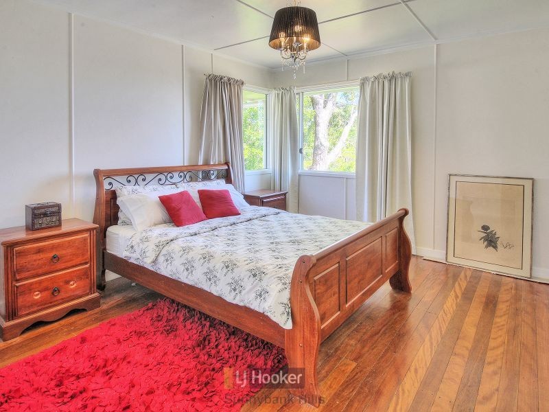 64 Everest Street, Sunnybank QLD 4109