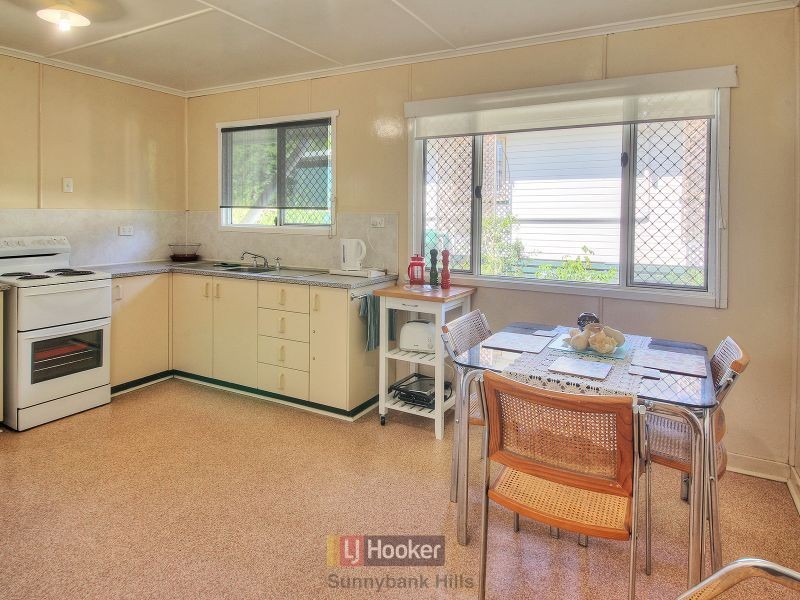 64 Everest Street, Sunnybank QLD 4109