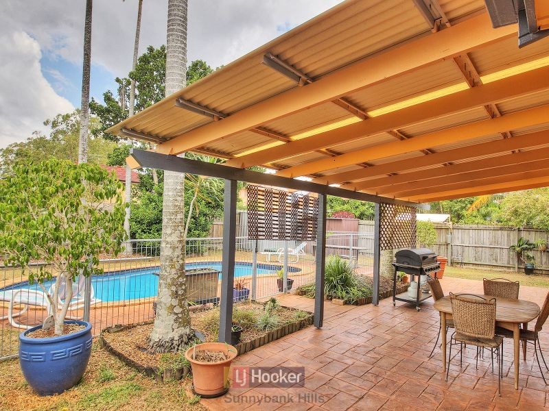 15 Sericea Street, Sunnybank Hills QLD 4109