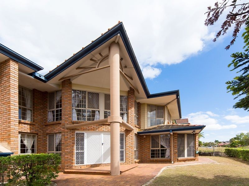 2 Hearnville Street, Robertson QLD 4109