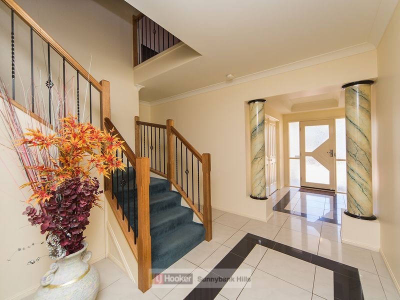 18 Leelaben Place, Eight Mile Plains QLD 4113