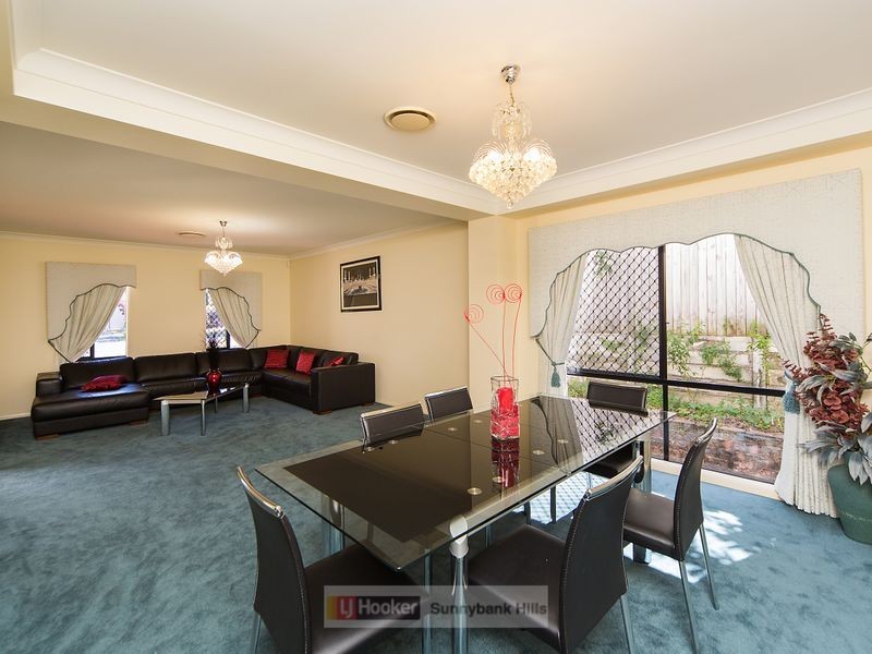 18 Leelaben Place, Eight Mile Plains QLD 4113