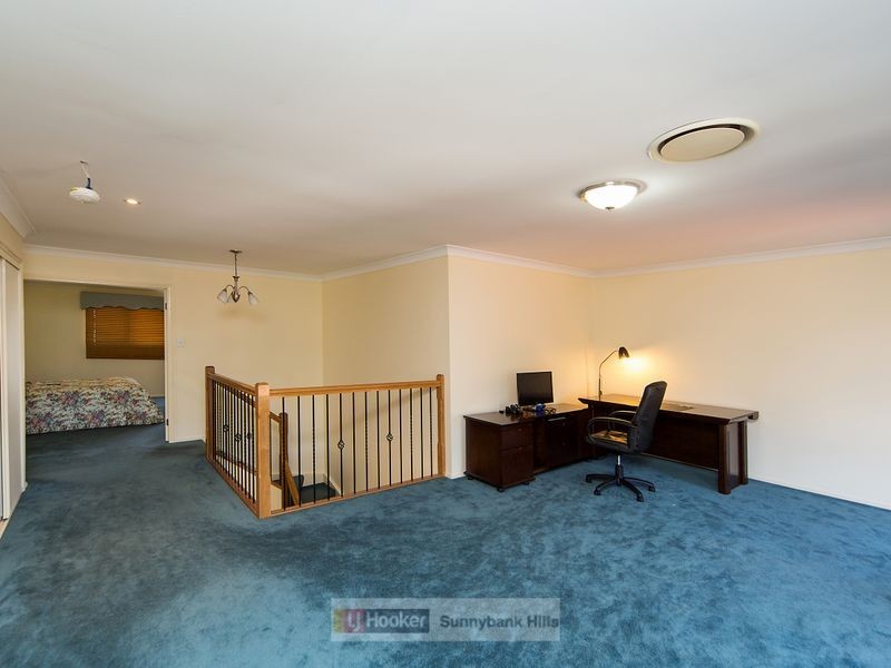 18 Leelaben Place, Eight Mile Plains QLD 4113