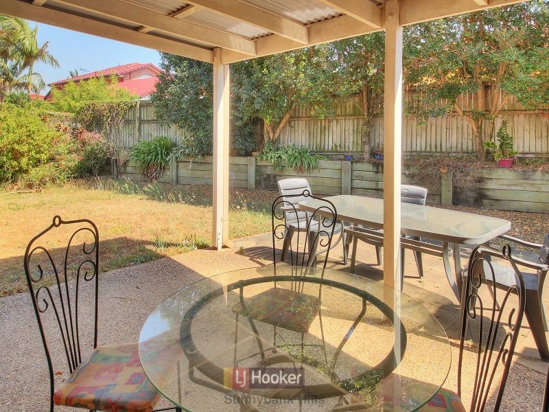11 Yorkshire Place, Stretton QLD 4116