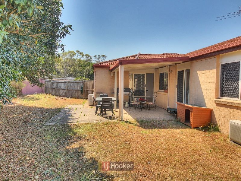 11 Yorkshire Place, Stretton QLD 4116