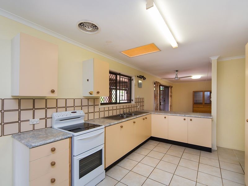 4 Aralia Street, Sunnybank QLD 4109