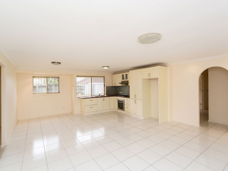 19 Goorari Street, Eight Mile Plains QLD 4113