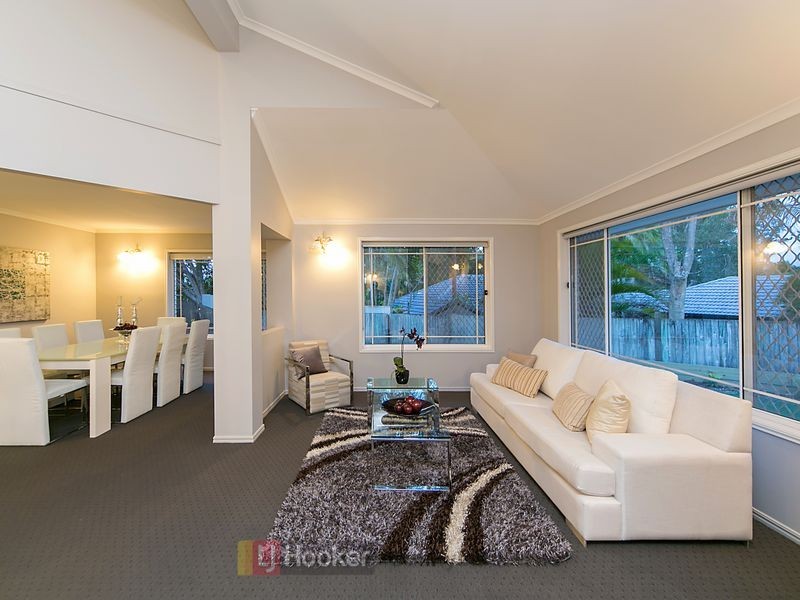 12 Gangar Close, Eight Mile Plains QLD 4113