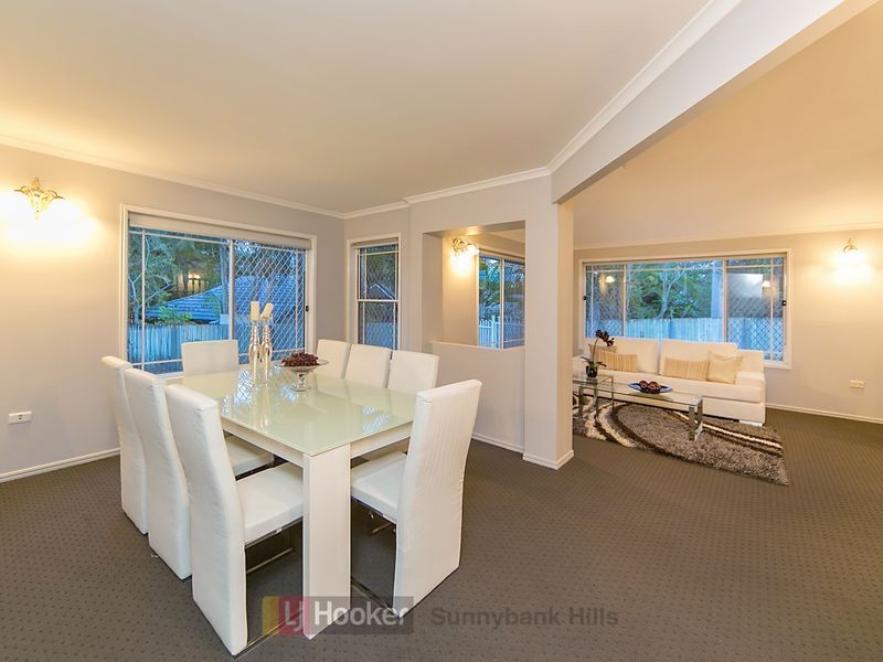 12 Gangar Close, Eight Mile Plains QLD 4113