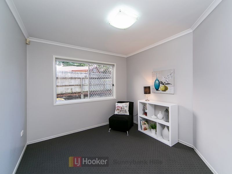 12 Gangar Close, Eight Mile Plains QLD 4113