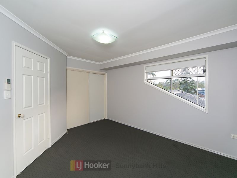 12 Gangar Close, Eight Mile Plains QLD 4113