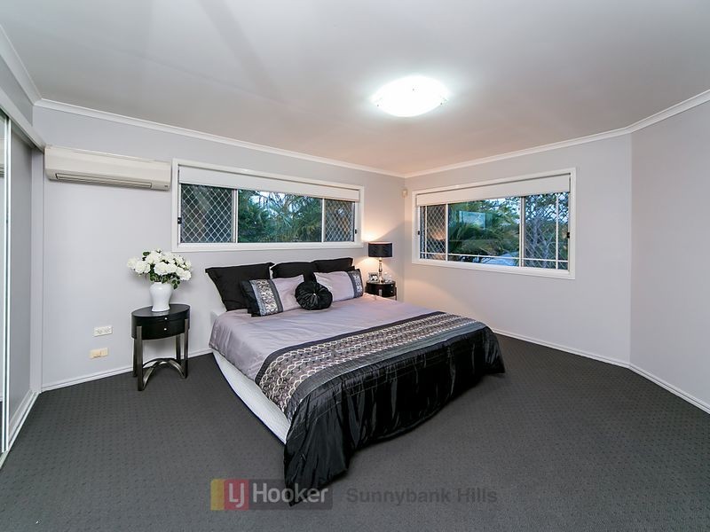 12 Gangar Close, Eight Mile Plains QLD 4113