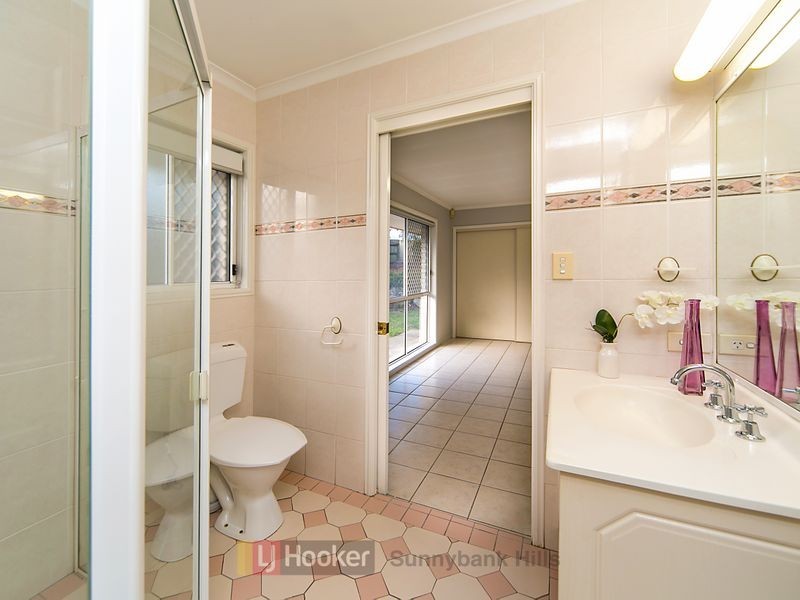 12 Gangar Close, Eight Mile Plains QLD 4113