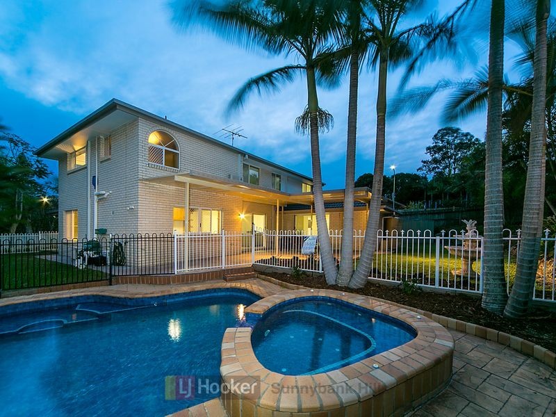 12 Gangar Close, Eight Mile Plains QLD 4113