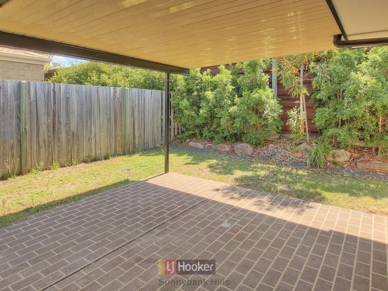 18 Barrine Place, Parkinson QLD 4115