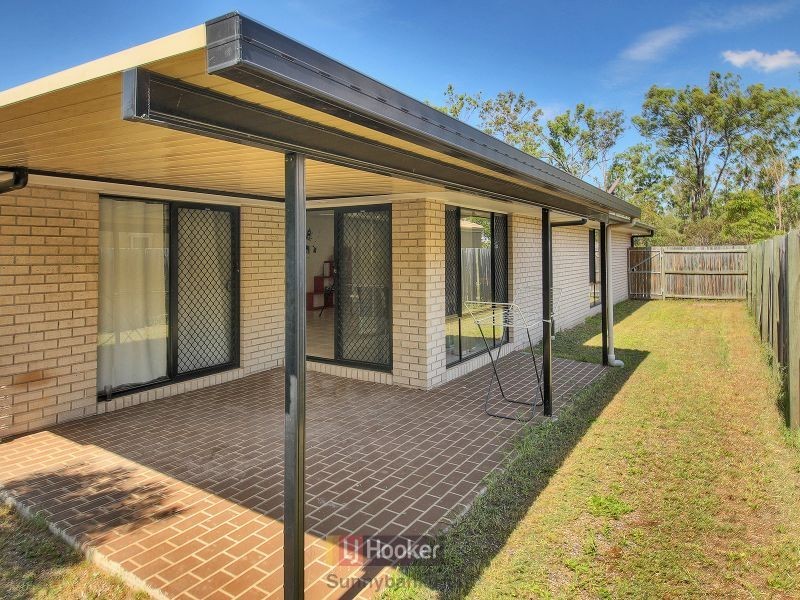 18 Barrine Place, Parkinson QLD 4115