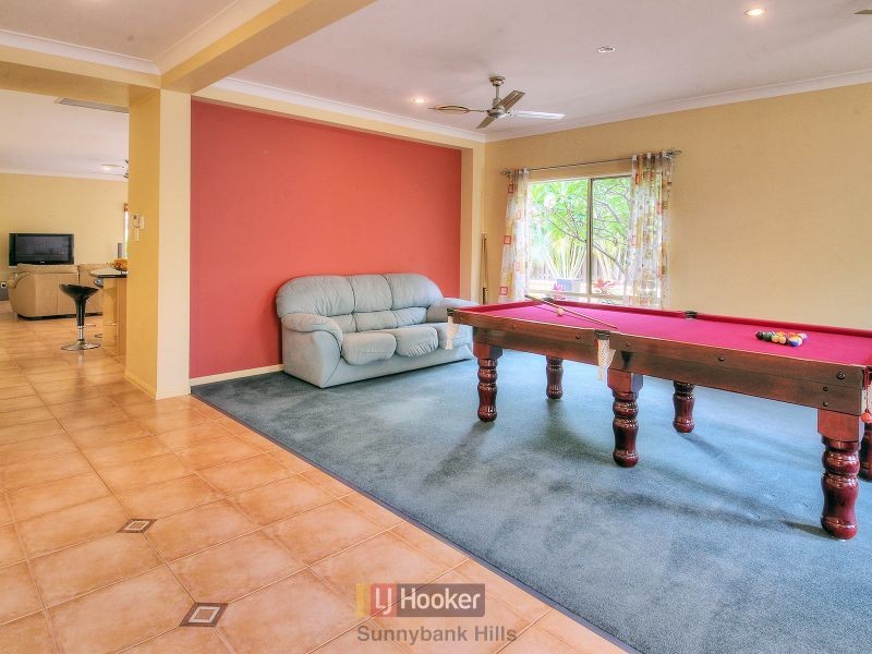 56 Wallum Drive, Parkinson QLD 4115