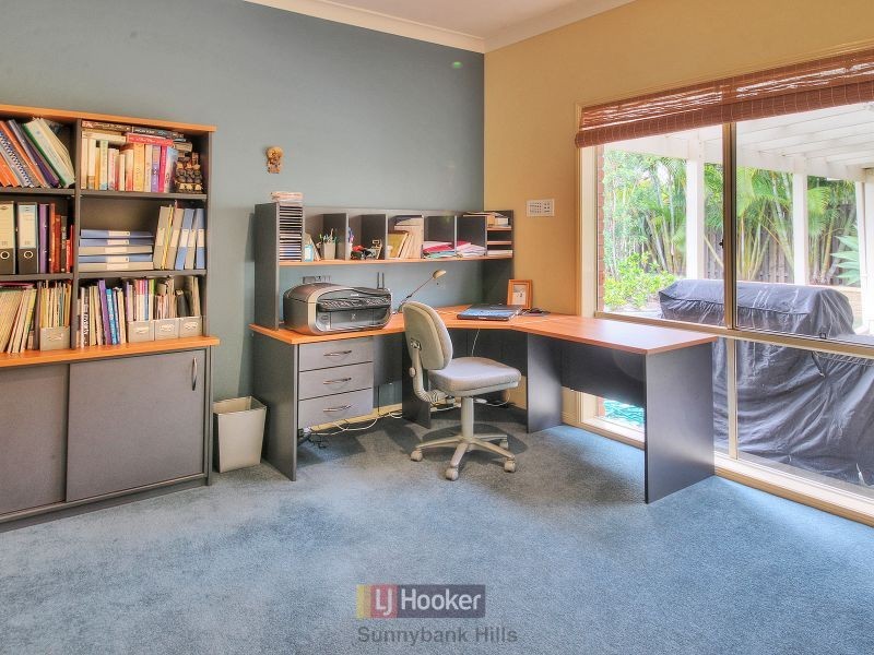 56 Wallum Drive, Parkinson QLD 4115