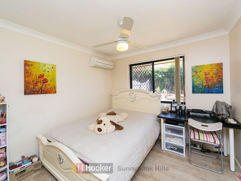 70 Honeysuckle Way, Calamvale QLD 4116