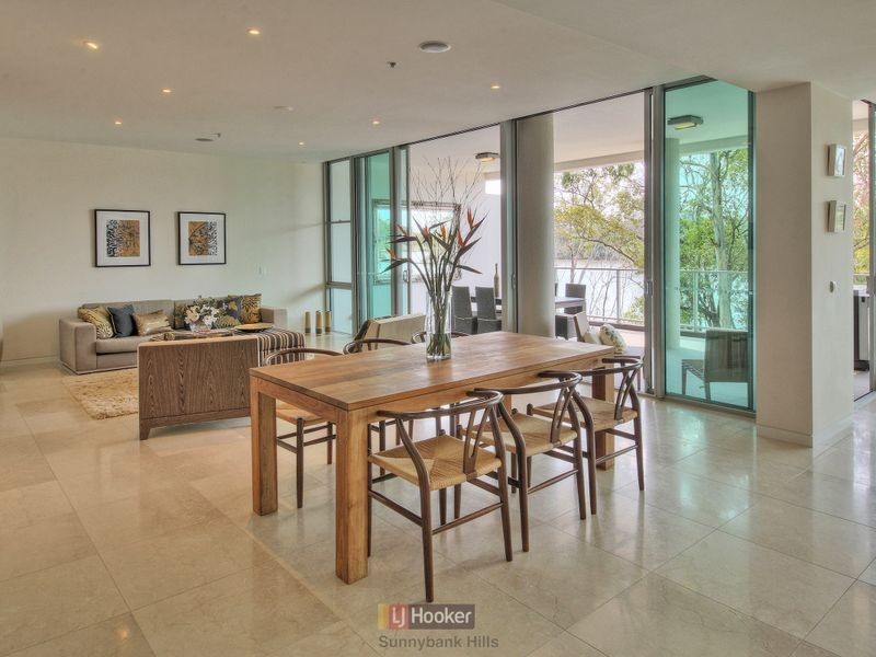 4201/205 King Arthur Terrace, Tennyson QLD 4105