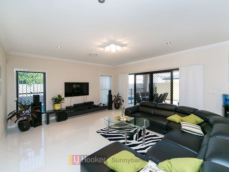 122 The Avenue, Sunnybank Hills QLD 4109