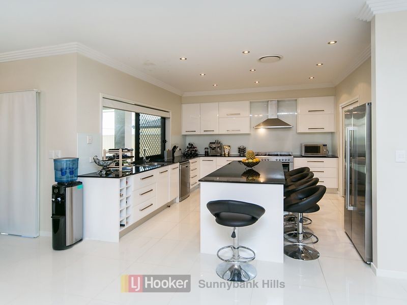 122 The Avenue, Sunnybank Hills QLD 4109