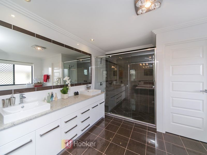 122 The Avenue, Sunnybank Hills QLD 4109