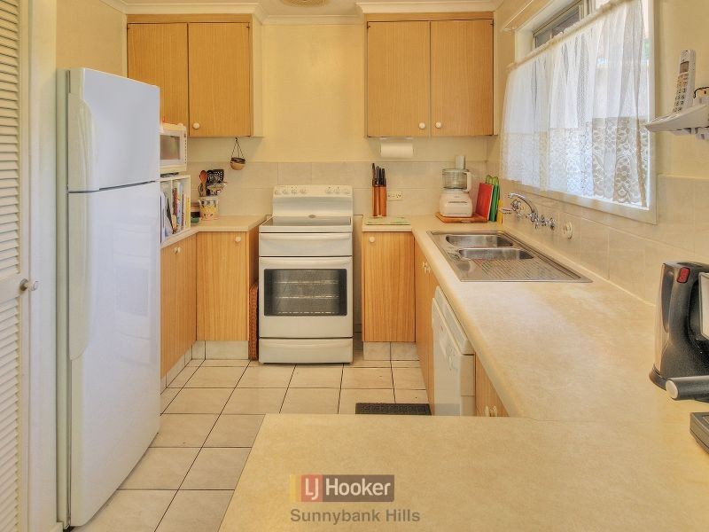 27 Delafield Street, Sunnybank QLD 4109