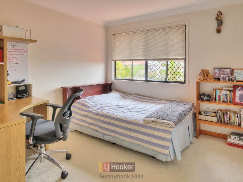 146 Lancaster Circuit, Stretton QLD 4116