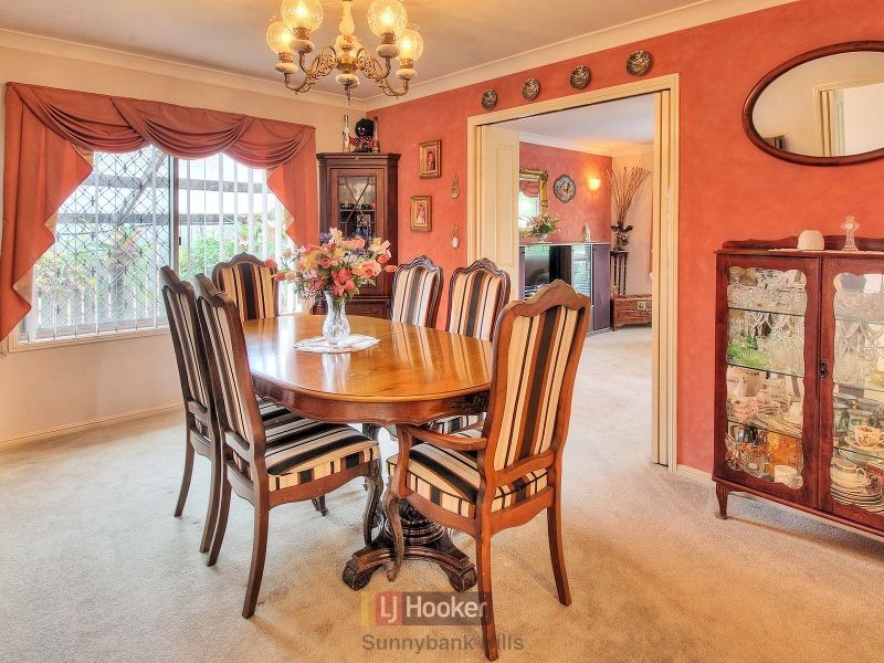 38 Swan Lake Crescent, Calamvale QLD 4116