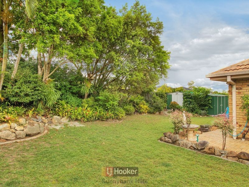38 Swan Lake Crescent, Calamvale QLD 4116