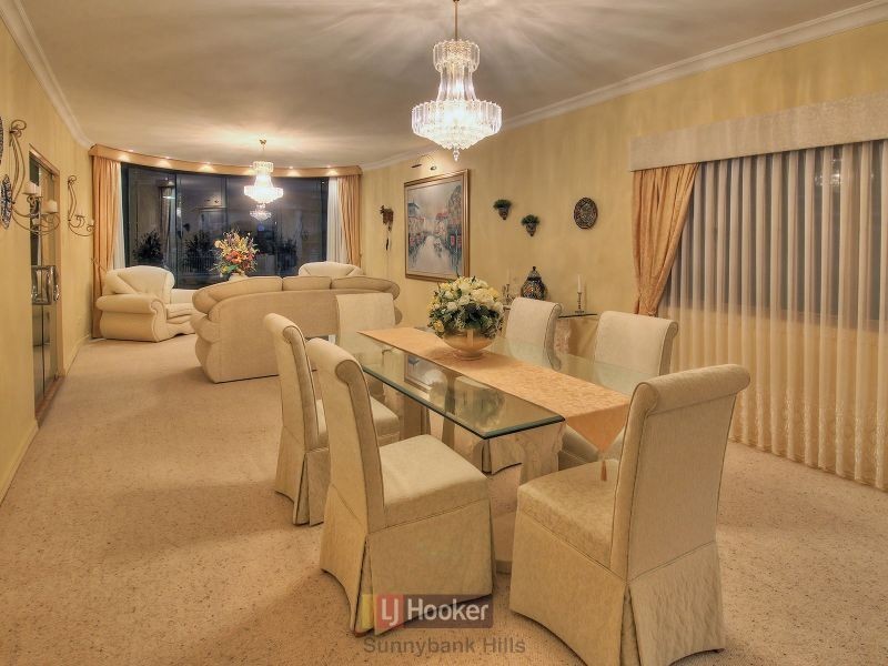 54 Poinciana Crescent, Stretton QLD 4116