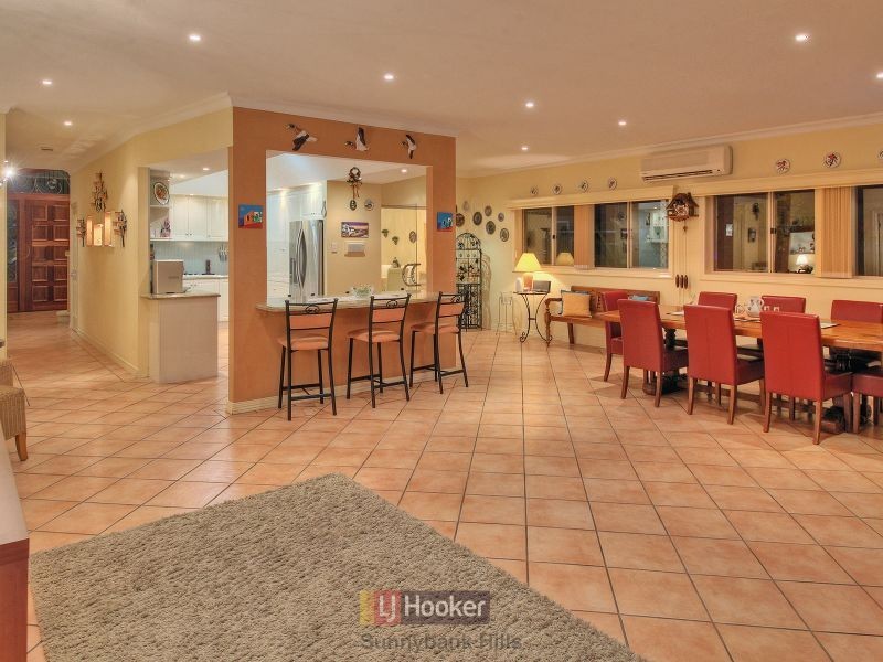 54 Poinciana Crescent, Stretton QLD 4116