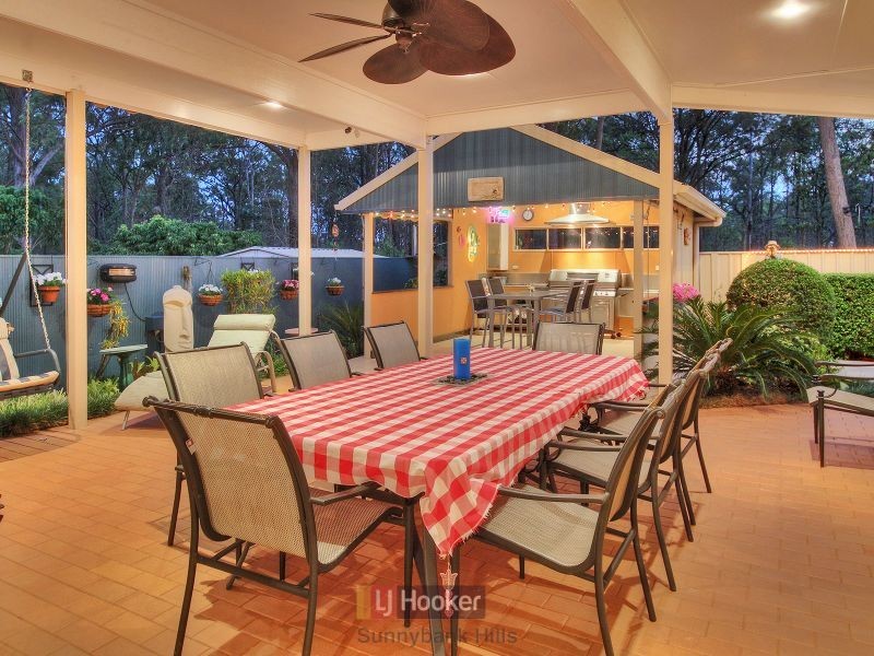 54 Poinciana Crescent, Stretton QLD 4116