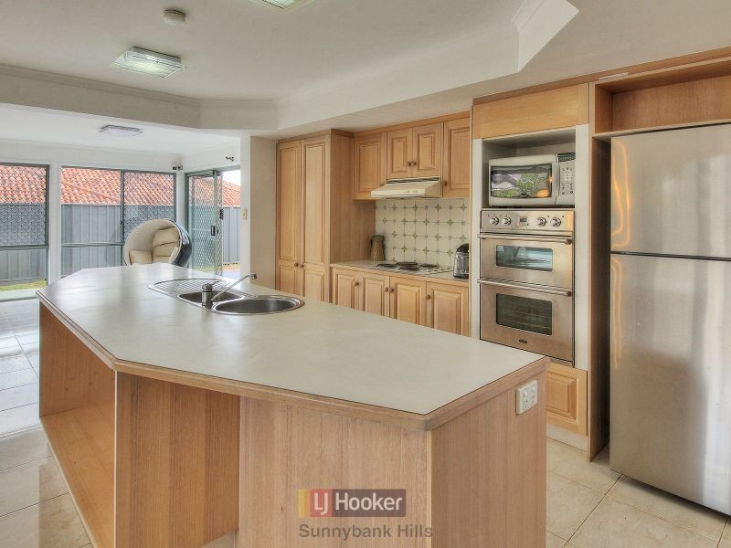 94 Lynelle Street, Sunnybank Hills QLD 4109