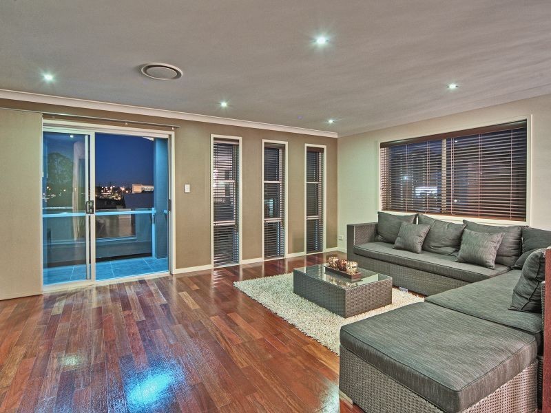 22 Henderson Street, Eight Mile Plains QLD 4113