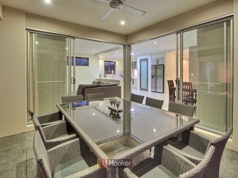 22 Henderson Street, Eight Mile Plains QLD 4113