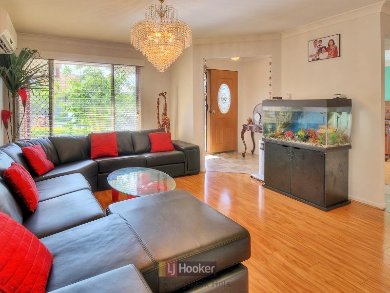 76 Azalea Crescent, Calamvale QLD 4116